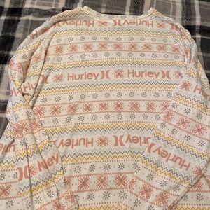 Hurley long sleeve pj top. Size medium. Only wore twice.